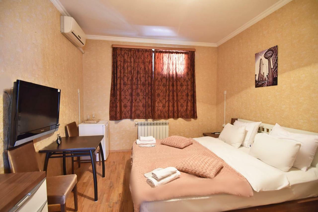 Hirmas Hotel Tbilisi Eksteriør billede